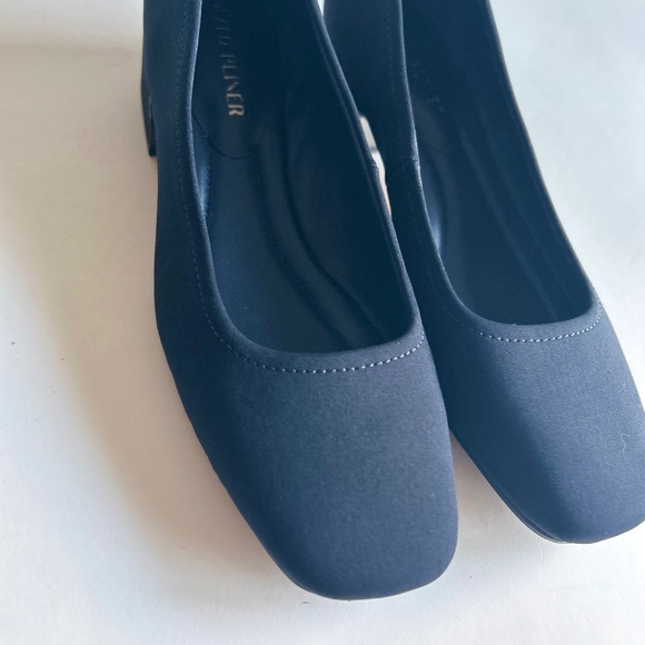 New Donald Pliner Dreww Navy Textile Rubber Outsole Square Toe Pumps size 7 - Picture 7 of 13
